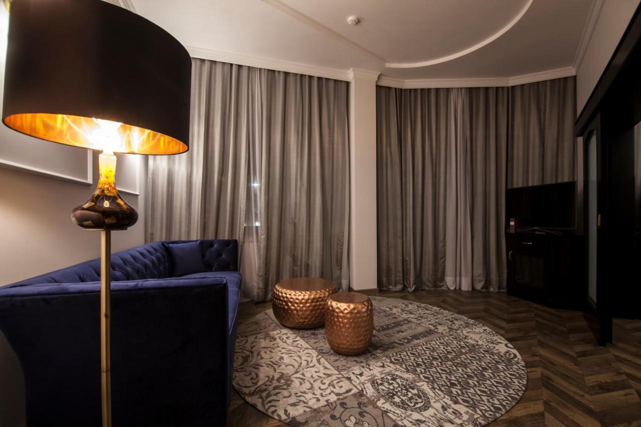 Hotel Balkan Centar บิเยลยินา ภายนอก รูปภาพ